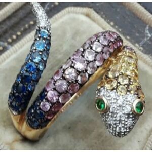 🐍 NEW Sparkling slithering snake ring 🐍